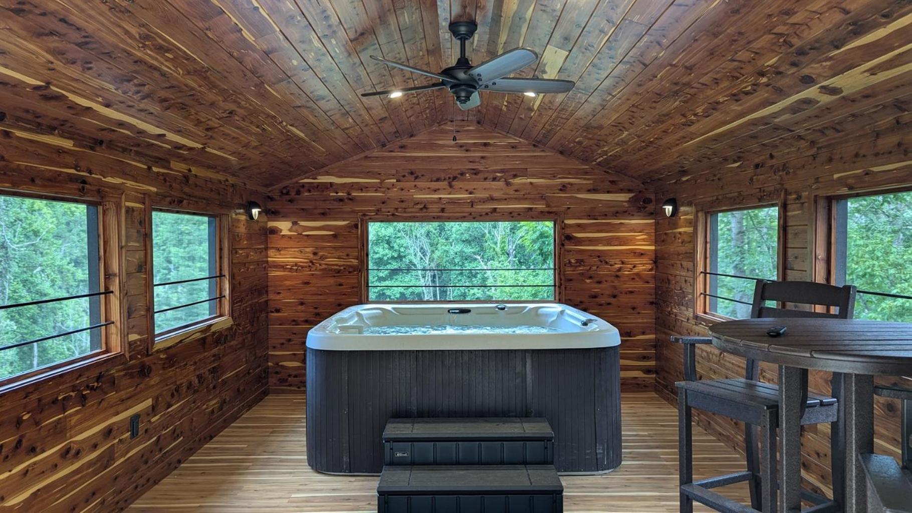 Stanley Red Roof Mountain Cabin With Starlink Internet! מראה חיצוני תמונה